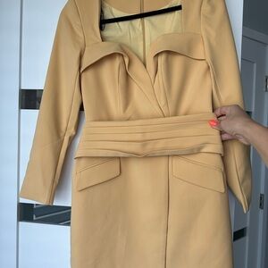 Lavish Alice beautiful yellow occasional dress